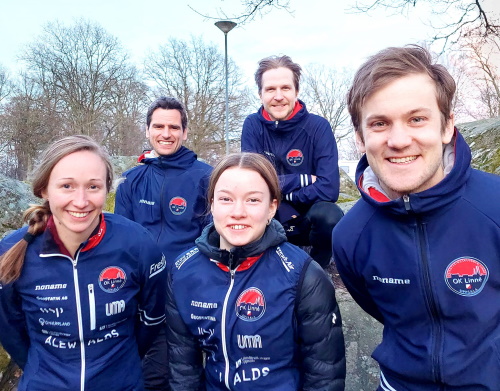 Linnélöpare som var topp 10 på lördagens medeldistans f.v: Johanna Öberg 3, Csaba Gösswein i H21 Elit 2, Elsa Hedin i D18, Rassmus Andersson, Albin Ridefelt.